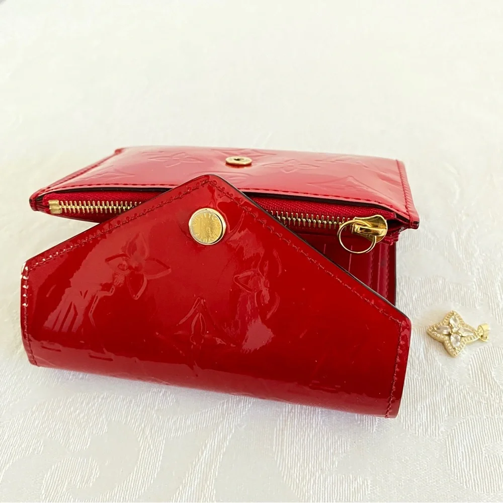 Louis Vuitton Victorine Monogram Vernis wallet